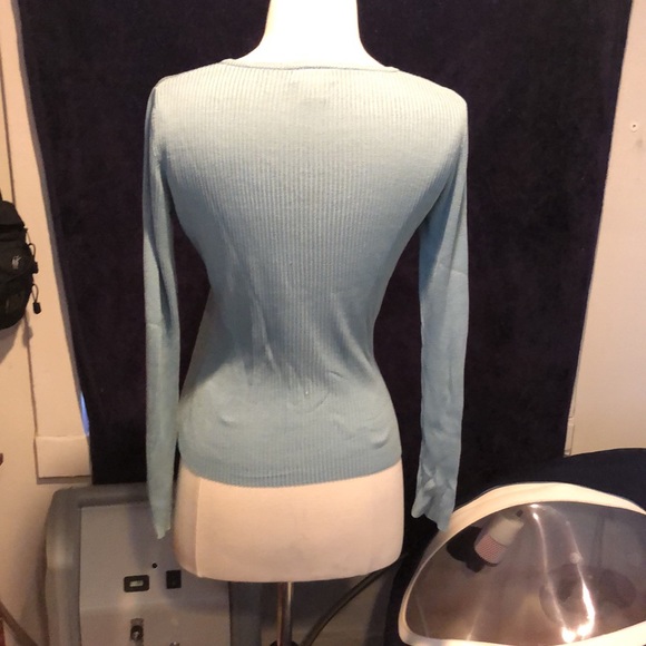 Ann Taylor 100% Silk sweater - Picture 2 of 3